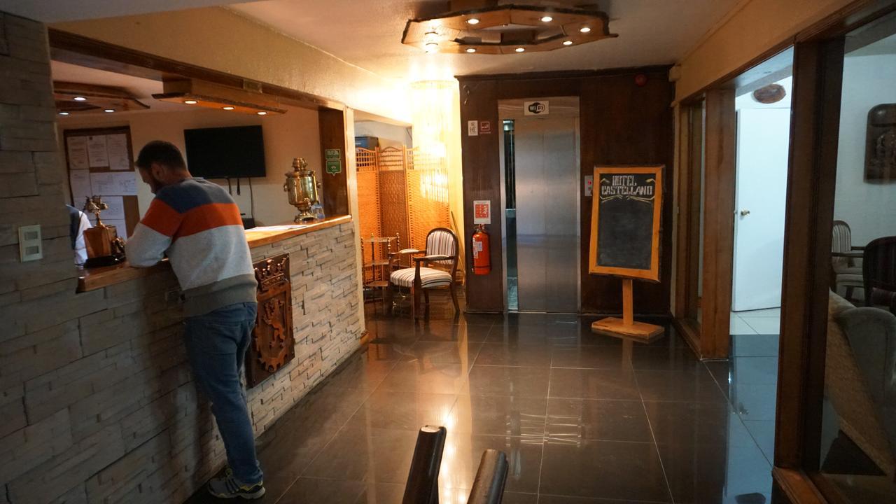 Hotel Castellano Puerto Varas Bagian luar foto